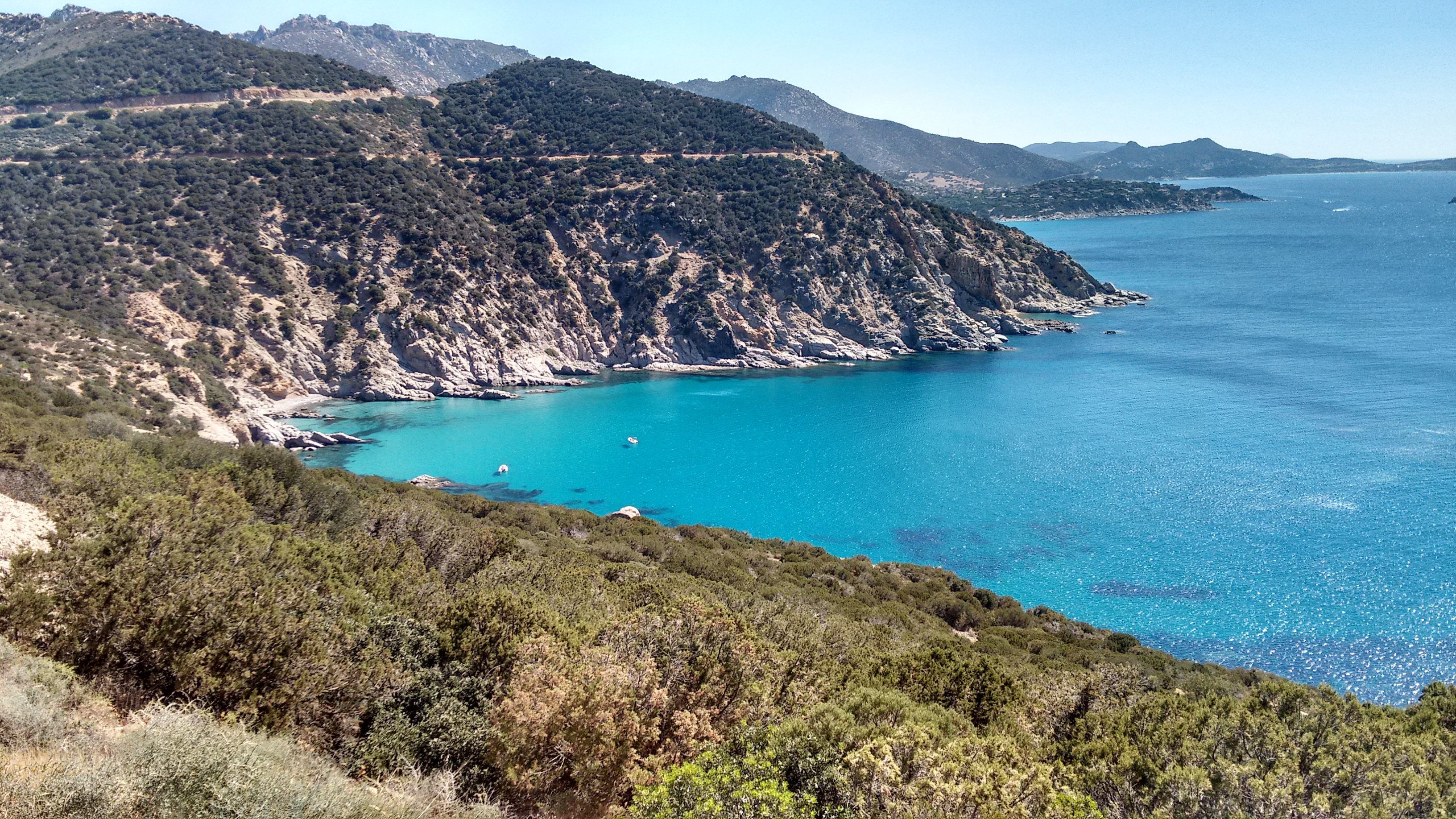 Scopri di più sull'articolo Jeep tour tra spiagge e panorami (verso Chia o Villasimius)